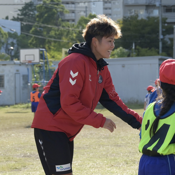 「INAC神戸サッカー教室」を行いました